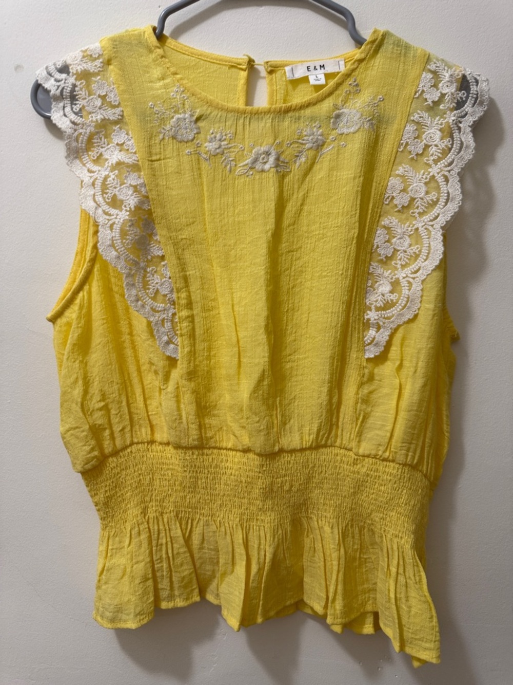 E&M Yellow Lace-Trim Smocked Waist Camisole